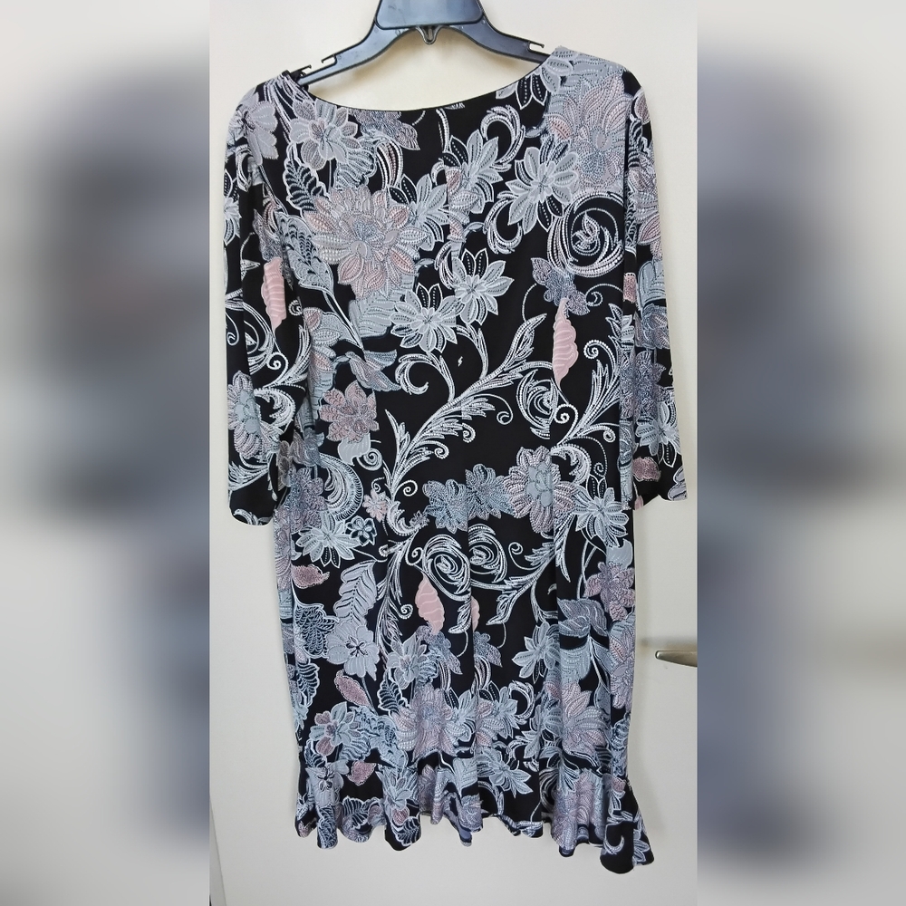 Studio I Dress with Pink & White Floral Pattern